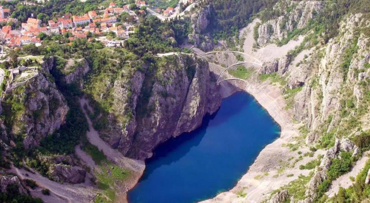 Villa Lukrecia, Luxury Villa In Imotski-Makarska Donji Prolozac Bagian luar foto